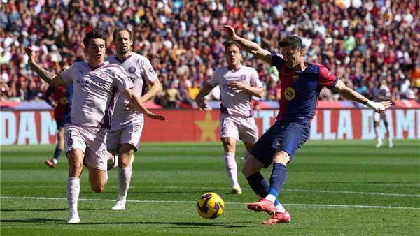 برشلونة يسحق جيرونا برباعية ويغرد على صدارة الدوري الإسباني 1 برشلونة وجيرونا