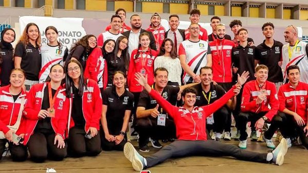 وزير الشباب والرياضة يهنئ منتخب مصر للسلاح بتصدر بطولة أفريقيا بـ39 ميدالية 1 وزير الشباب والرياضة