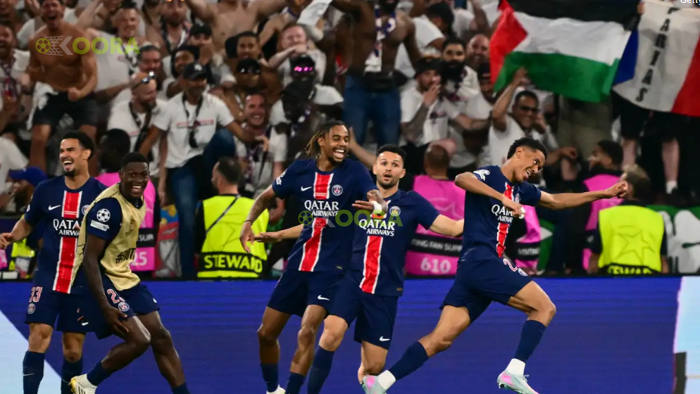 برشلونة يهنئ باريس سان جيرمان بعد فوزه بلقب دوري أبطال أوروبا 1 باريس سان جيرمان