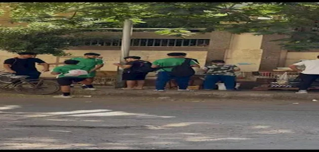 15 صورة لناشئين الزمالك من أمام بوابات النادي 1 15 صورة لناشئين الزمالك من أمام بوابات النادي