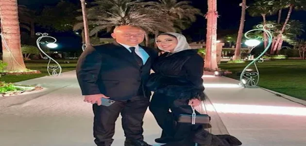 أسامة حسني ينشر صورة رفقة زوجته 1 أسامة حسني ينشر صورة رفقة زوجته
