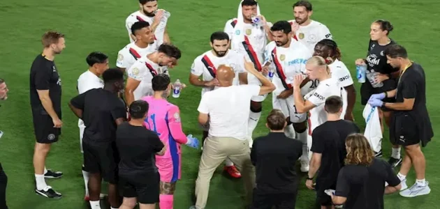 حكم دولي سابق يكشف مفاجأة بشأن هدف السيتي الأول في مرمى الهلال السعودي