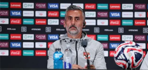 ريبيرو يبدأ التحضيرات بقياس أوزان اللاعبين.. «لا مكان للاسترخاء» 1 يبدأ التحضيرات بقياس أوزان اللاعبين لا مكان للاسترخاء ريبيرو يبدأ التحضيرات بقياس أوزان اللاعبين.. «لا مكان للاسترخاء»