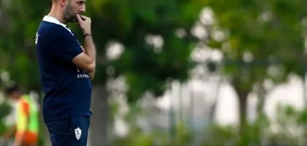 محاضرة فنية من فيريرا للاعبي الزمالك قبل مباراة وادي دجلة 1 فنية من فيريرا للاعبي الزمالك قبل مباراة وادي دجلة محاضرة فنية من فيريرا للاعبي الزمالك قبل مباراة وادي دجلة