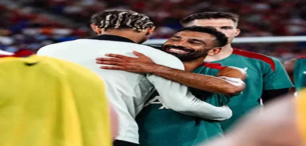 محمد صلاح يرحب بلاعب ليفربول الجديد (صور) 1 محمد صلاح يرحب بلاعب ليفربول الجديد (صور)