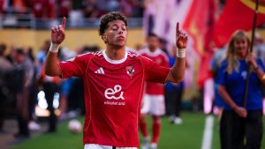 مصابو الأهلي: عودة تدريجية للشحات وبيكهام.. وعاشور ينتظر | كووورة