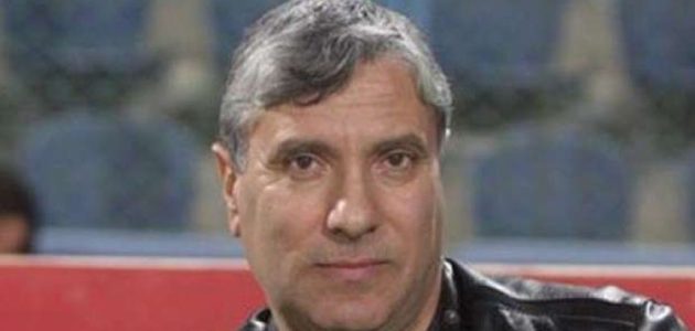 الزمالك يستقر على تعيين عبدالناصر محمد مديرا للكرة مصدر: الزمالك يستقر على تعيين عبدالناصر محمد مديرا للكرة
