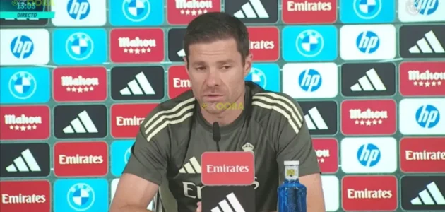 ألونسو يعلن قائمة ريال مدريد لمباراة ريال مايوركا في الدوري الإسباني 1 تشابي ألونسو - ريال مدريد