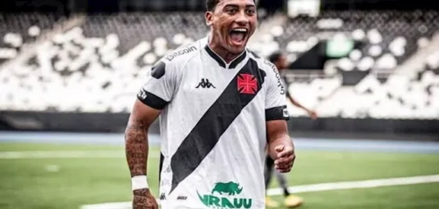 بعد الجدل.. مصدر في الزمالك يرد على قيمة صفقة البرازيلي خوان ألفينا