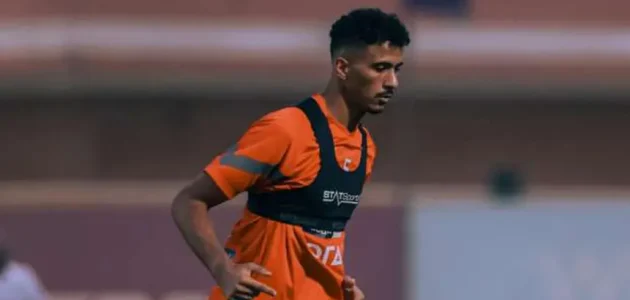 سيف زاهر: حسام عبد المجيد يطلب 40 مليونًا للتجديد مع الزمالك 1 زاهر حسام عبد المجيد يطلب 40 مليونًا للتجديد مع سيف زاهر: حسام عبد المجيد يطلب 40 مليونًا للتجديد مع الزمالك