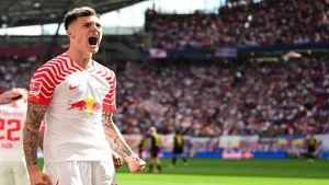 مانشستر يونايتد يقترب من ضم لاعب لايبزج الألماني