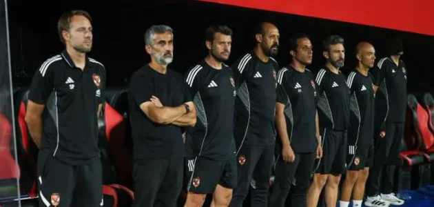 الأهلي يكشف حقيقة مشكلات أوضة اللبس وموقف بن رمضان مدرب الأهلي يكشف حقيقة مشكلات أوضة اللبس.. وموقف بن رمضان ومروان