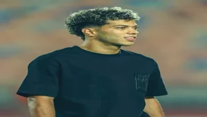 موقف إنساني من إمام عاشور تجاه أقدم عامل بنادي الزمالك