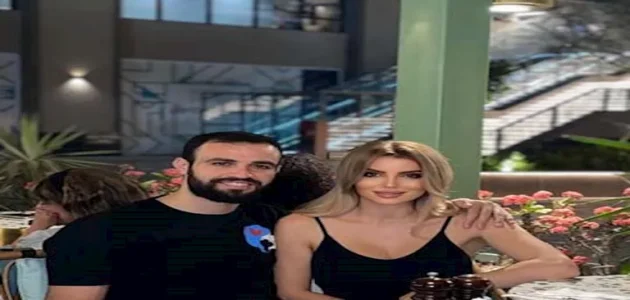 9 سنوات زواج وخيانة.. 25 صورة ترصد علاقة حمدي النقاز وزوجته قبل الطلاق 1 9 سنوات زواج وخيانة.. 25 صورة ترصد علاقة حمدي النقاز وزوجته قبل الطلاق