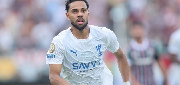 نزاع جديد يهز الهلال.. ماذا تقول لوائح الفيفا في معركة لودي؟ | كووورة 1 kooora logo