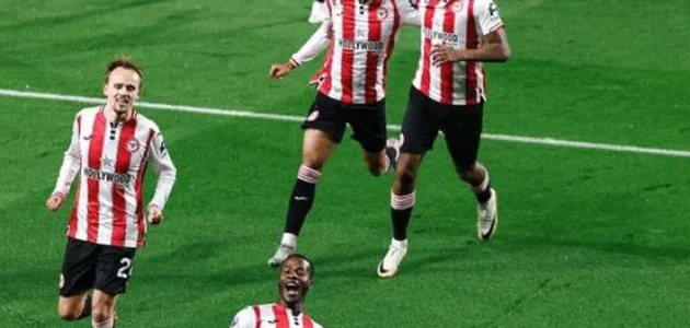 برينتفورد يتفوق على ليفربول 2-1 في الشوط الأول 1 برينتفورد يتفوق على ليفربول 2-1 في الشوط الأول