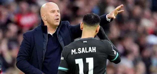 سلوت يدافع عن محمد صلاح بعد سقوط ليفربول أمام مانشستر يونايتد.. ماذا قال؟