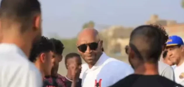 "نزل من المدرجات".. شيكابالا يحتفل مع لاعبين "G" بعد فوزهم على الترسان
