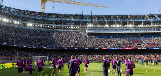 بعد إغلاق طويل.. تحديد موعد أول مباراة لبرشلونة في "كامب نو" الجديد 1 بعد إغلاق طويل.. تحديد موعد أول مباراة لبرشلونة في “كامب نو” الجديد