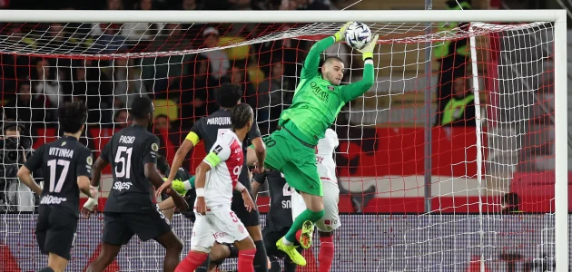 حارس باريس بعد الخسارة من موناكو: أنا محظوظ | كووورة