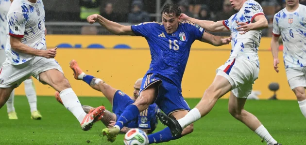 "في الملعب".. إسبوزيتو يرد على سخرية هالاند 1 “في الملعب”.. إسبوزيتو يرد على سخرية هالاند