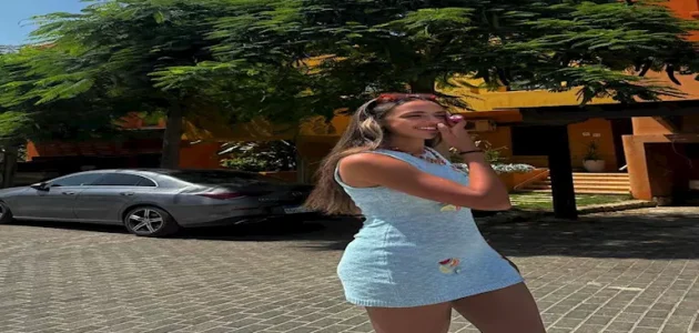 21 صورة لتمارا نادر السيد ورسالة إلى والدها في عيد ميلاده