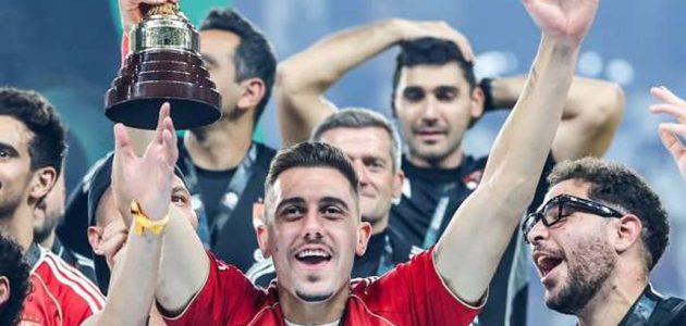 الأهلي يبحث عن حل مع 3 أجانب للرحيل عن صفوف الفريق.. واستثناء وحيد