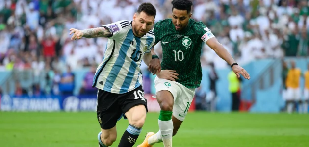 بالفيديو| أشهر احتفالات ميسي يغري نجم المنتخب السعودي | كووورة 1 بالفيديو| أشهر احتفالات ميسي يغري نجم المنتخب السعودي | كووورة