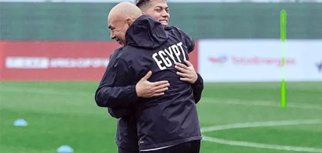 “بصورة في المران”.. حسام حسن ينهي الجدل حول وجود خلاف مع إمام عاشور