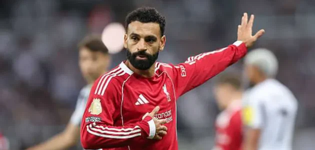 تعليق مفاجئ من فان دايك وروبرتسون بشأن أزمة محمد صلاح