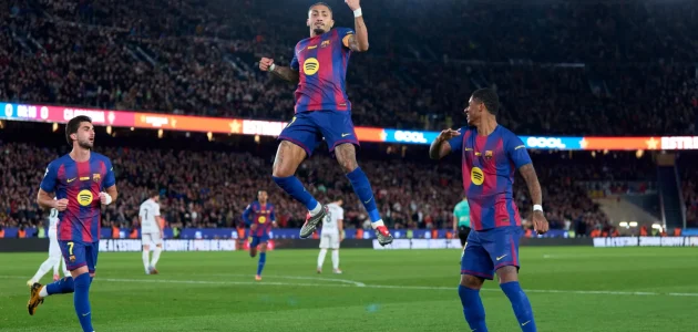 رافينيا يربط رحيله عن برشلونة بإنجاز تاريخي | كووورة