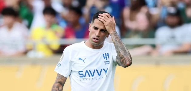 كانسيلو يفسد صفقتين على الهلال | كووورة 1 كانسيلو يفسد صفقتين على الهلال | كووورة